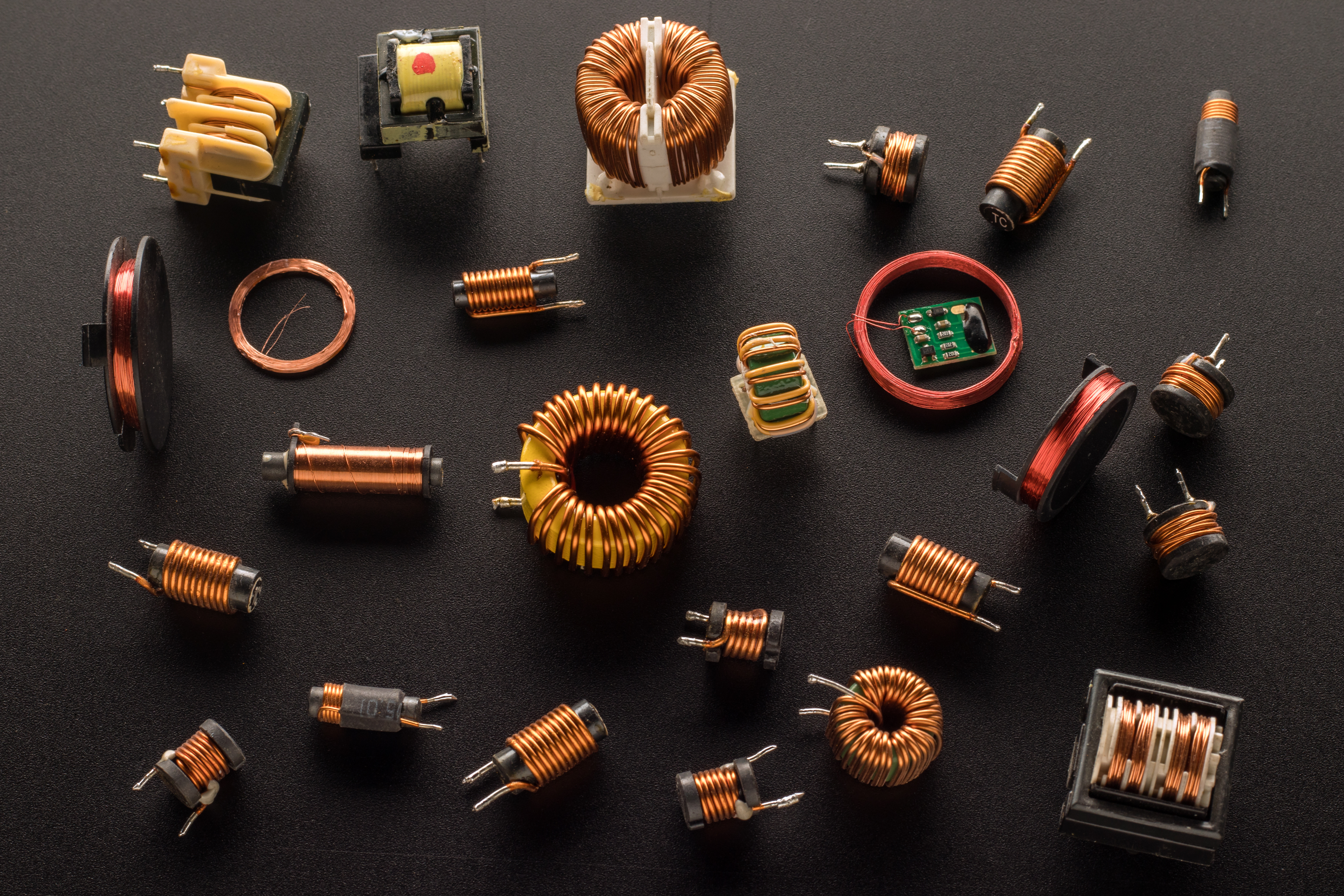 Various custom inductors and transformers